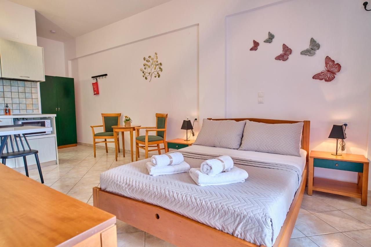 Logas Beach Studios Peroulades  Exterior foto