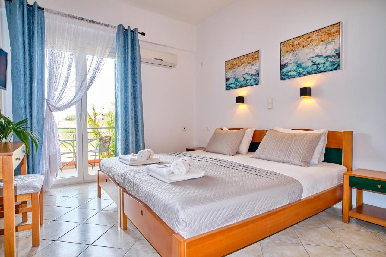 Logas Beach Studios Peroulades  Exterior foto