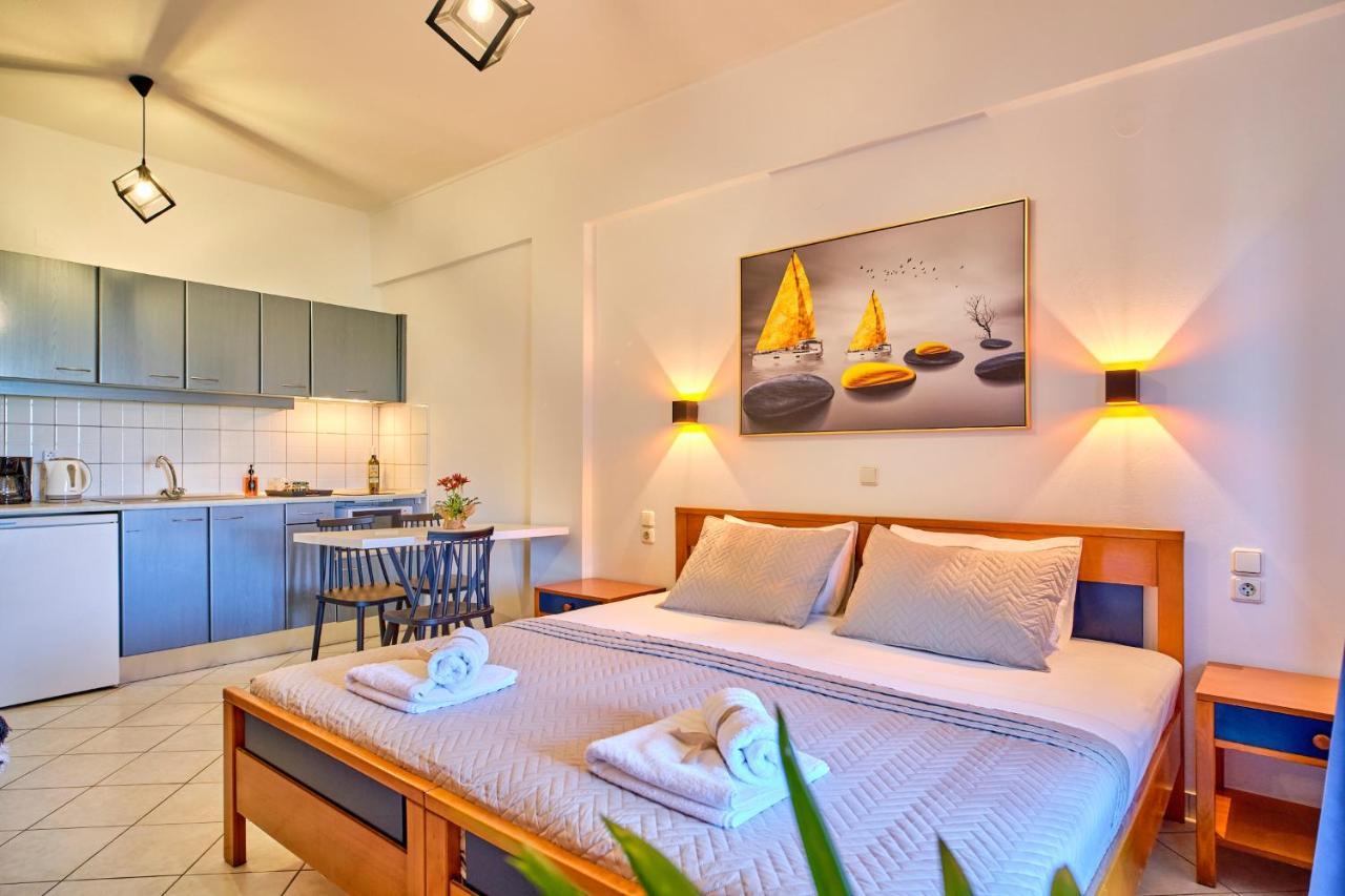Logas Beach Studios Peroulades  Exterior foto