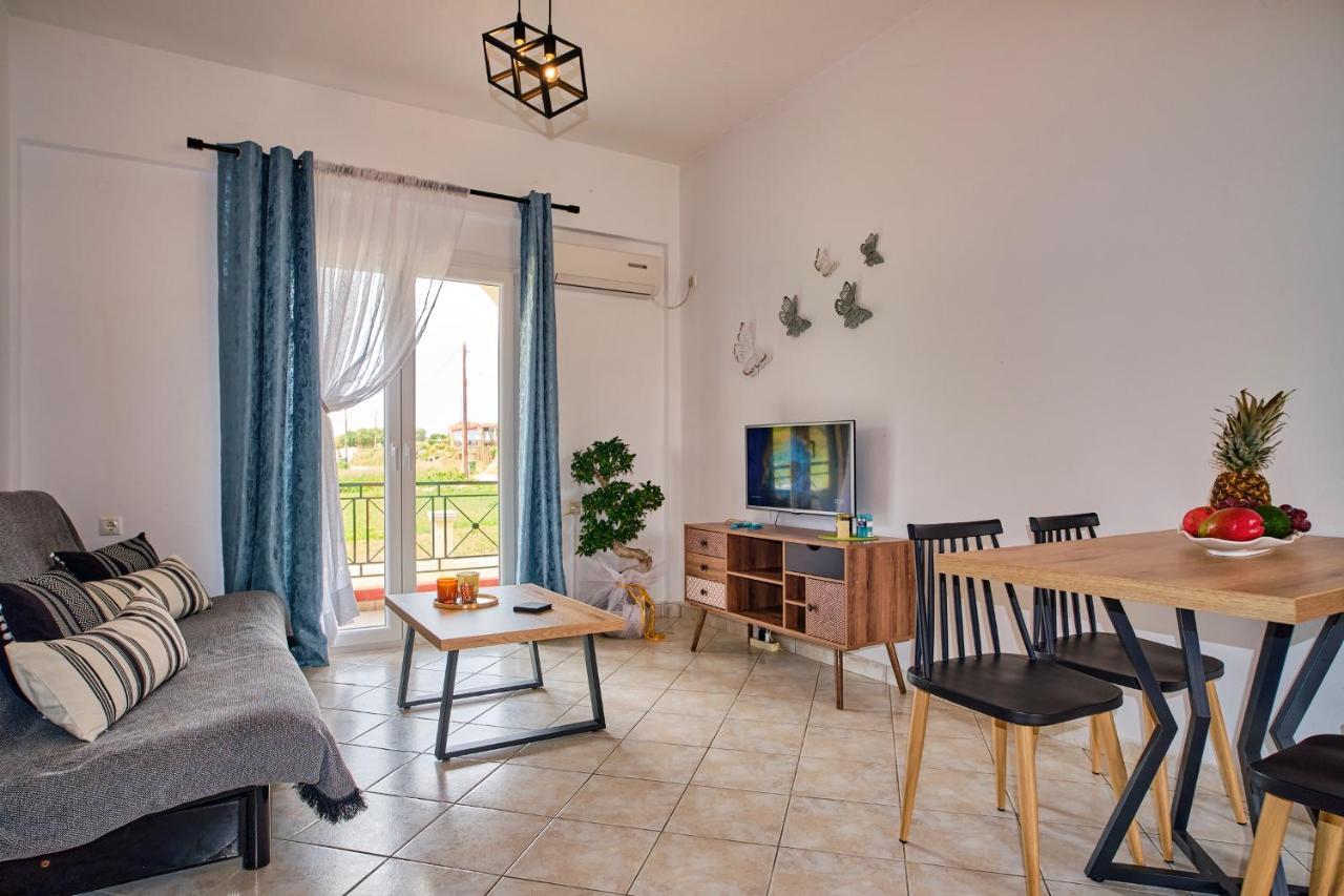 Logas Beach Studios Peroulades  Exterior foto