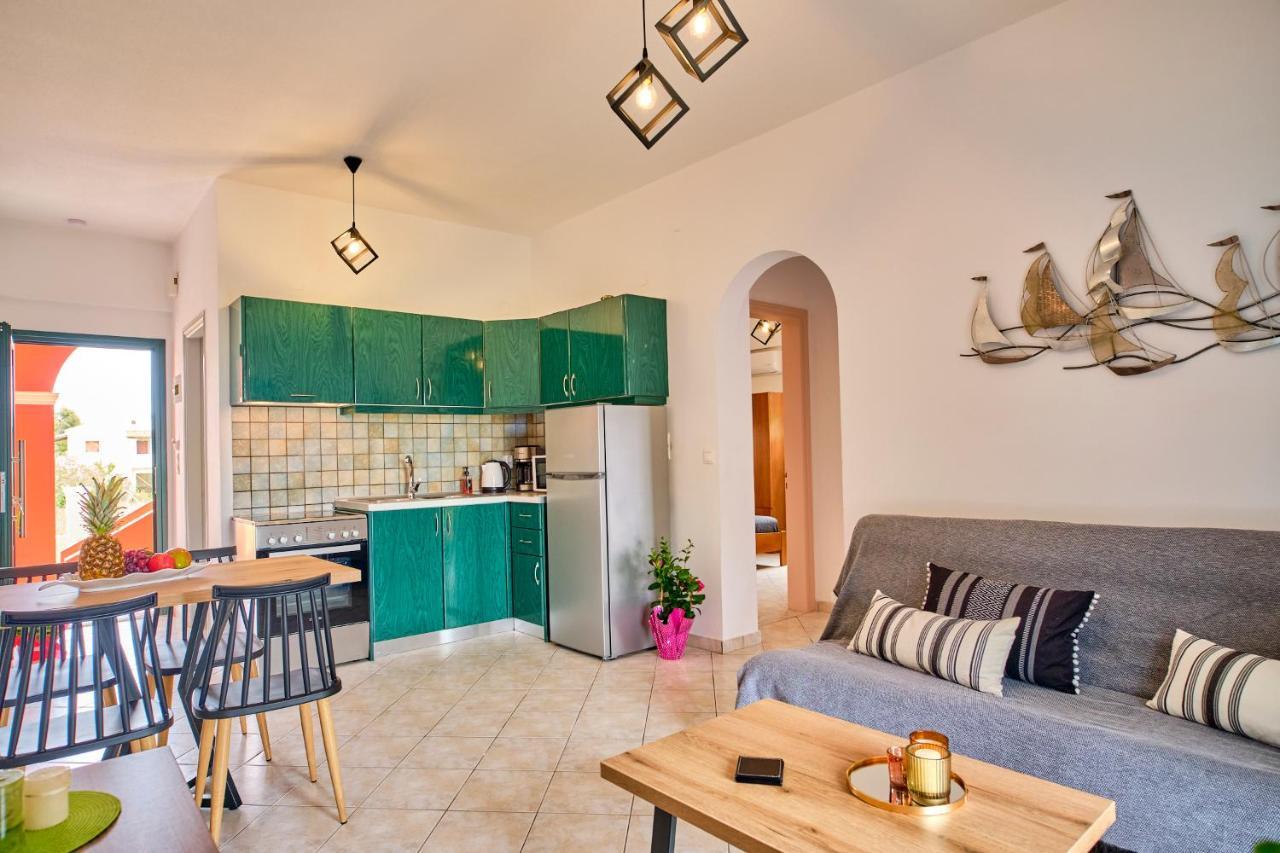 Logas Beach Studios Peroulades  Exterior foto