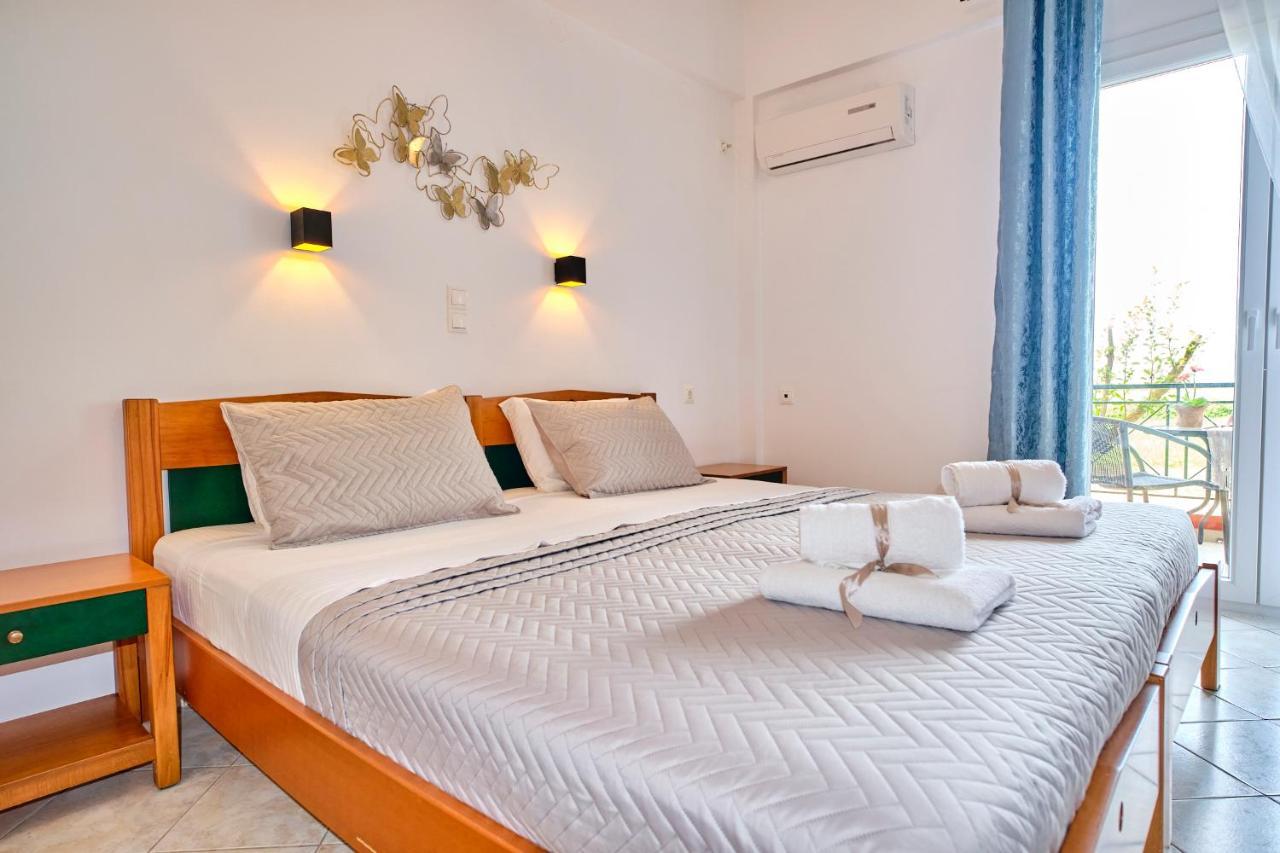 Logas Beach Studios Peroulades  Exterior foto