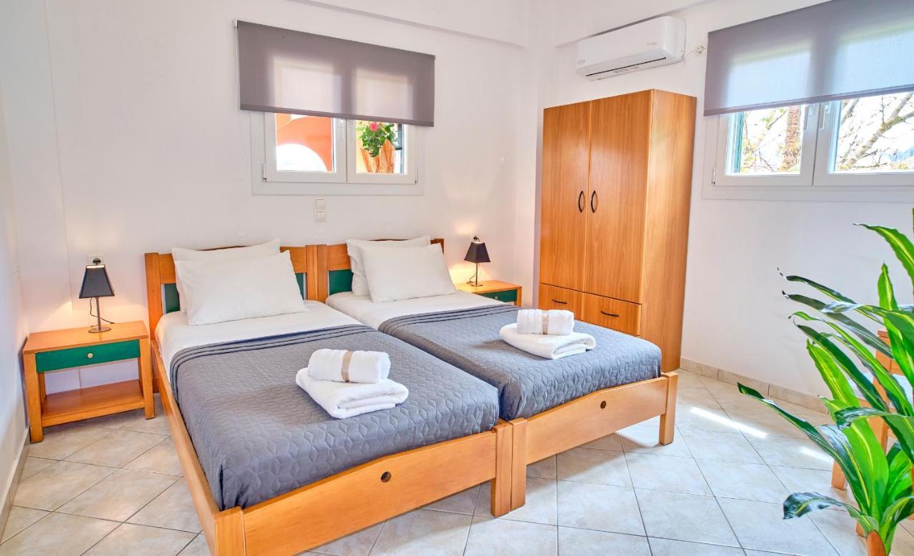Logas Beach Studios Peroulades  Exterior foto